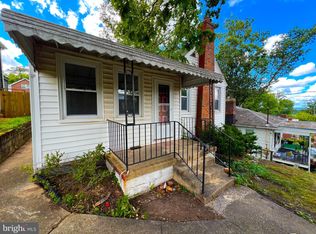 1227 44th Pl SE, Washington, DC 20019