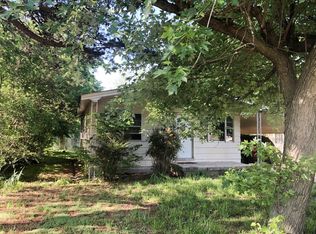 410 E Union St, Clarkton, MO 63837