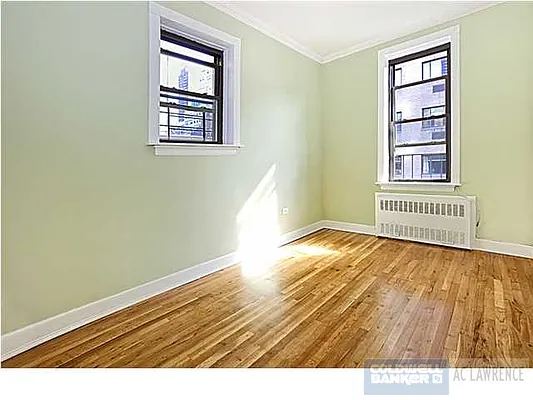 Sold by Aclawrence | media 2