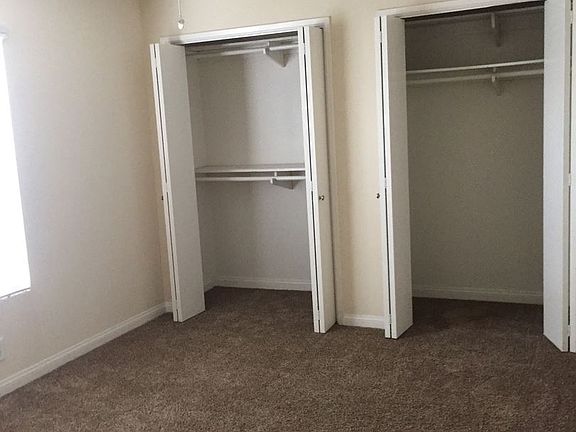 4th image of 3167 Landis St APT 1
