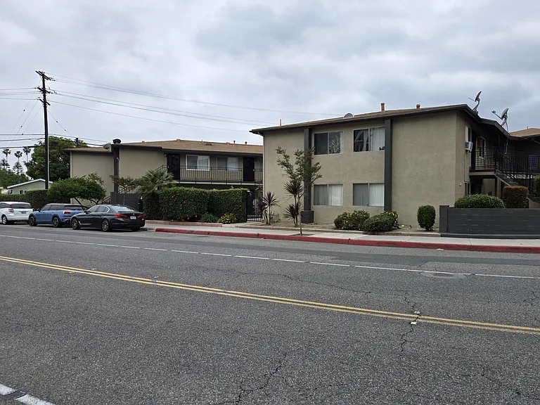 13911 Norwalk Blvd — Photo 1