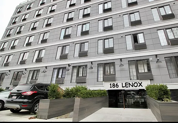 Rented by MADEHOME | media 12