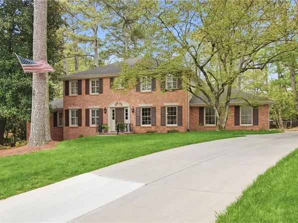 5465 Trowbridge Dr, Atlanta, GA 30338