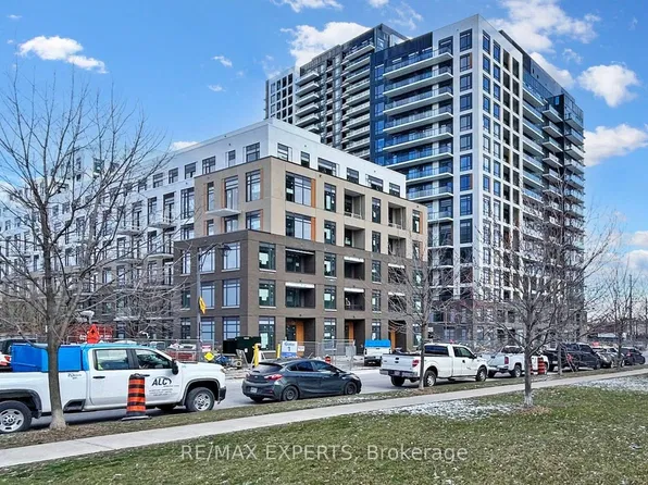 7950 Bathurst St, Vaughan, ON