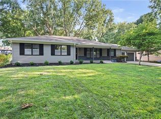 4021 W 98th Ter, Overland Park, KS 66207