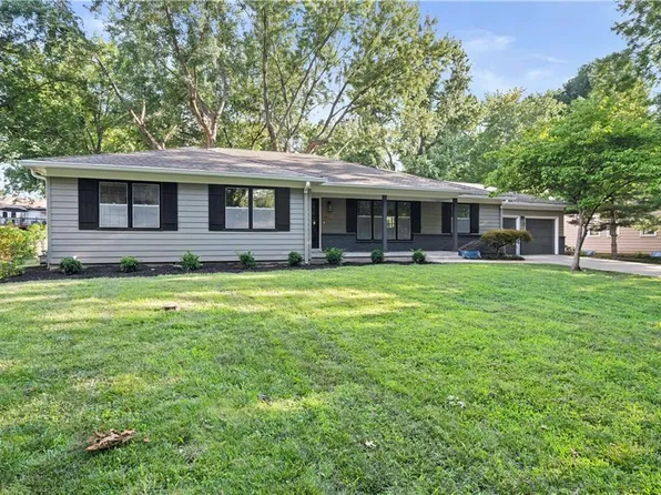 4021 W 98th Ter, Overland Park, KS 66207