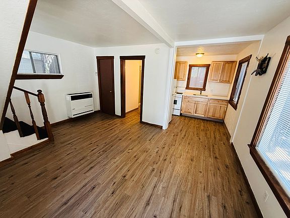 3rd image of 1227 Sierra Blvd #1