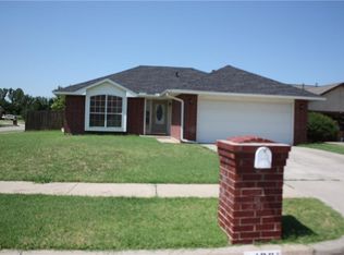 1601 Blessing Ct, Norman, OK 73071