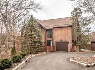 5009 Smoketalk Ln, Westerville, OH 43081