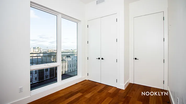 Rented by Nooklyn NYC LLC | media 31