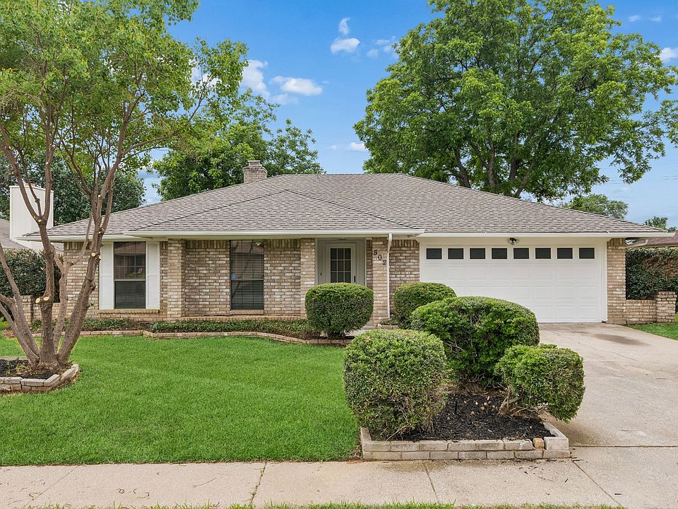 1st image of 502 Parsley Ln