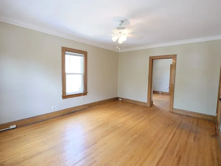 Welcome to Central Lakes of Uptown, where spacious interiors meet modern living. Enjoy the warmth of natural light, beautiful hardwood floors, and a serene atmosphere. Elevate your lifestyle todayschedule a tour and make this your new home!