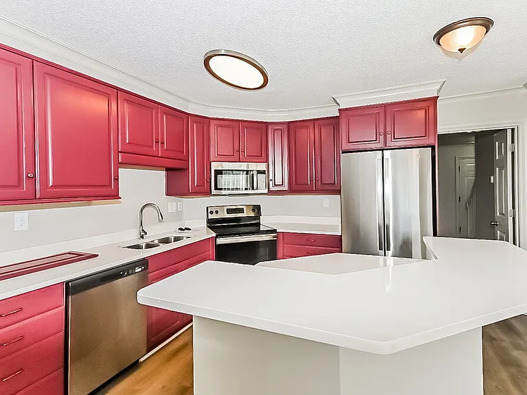 7170 Fox Creek Dr — Photo 7