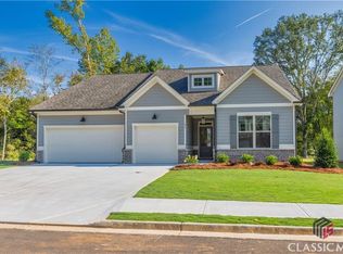 193 Blue Dragon Dr, Jefferson, GA 30549