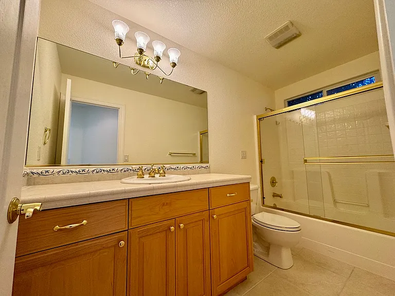 6255 Peacock Way — Photo 36