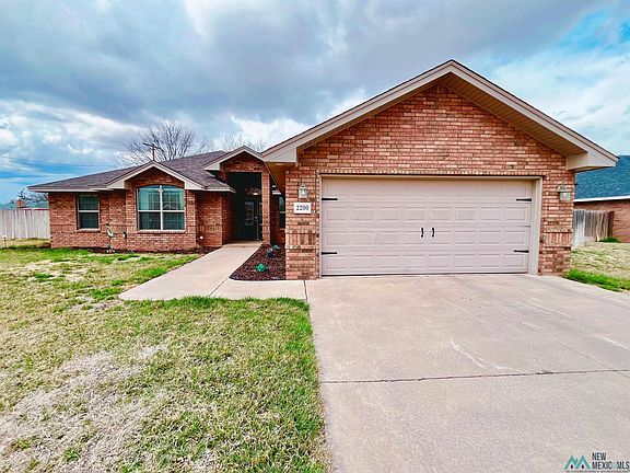 4th image of 2200 Jadyn Ln