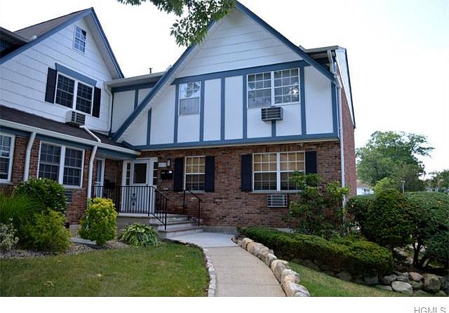 1st image of 169 Doxbury Ln