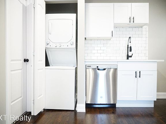 5th image of 1724 N Talman Ave #8355388