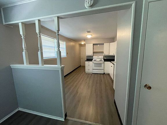 3rd image of 3562 S Lynn St Unit B