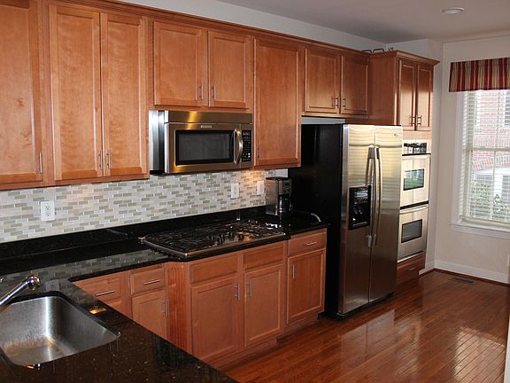 2nd image of 2622 S Kenmore Ct