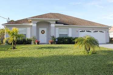 Home For Sale In Port Saint Lucie