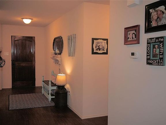 3rd image of 210 Stable Dr