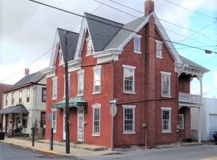 26 Washington Ave, Ephrata, PA 17522