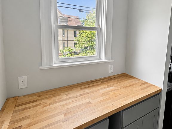 3rd image of 53 Willow Ave #1