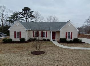 610 Friendship Rd, Seneca, SC 29678