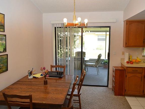 5th image of 1610 Deer Hollow Blvd