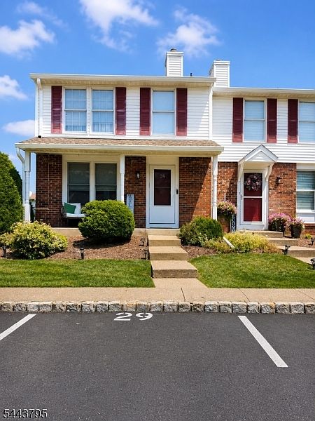 1st image of 29 Constitution Way