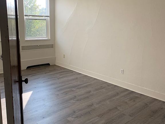 4th image of 228 2nd Ave E APT 17