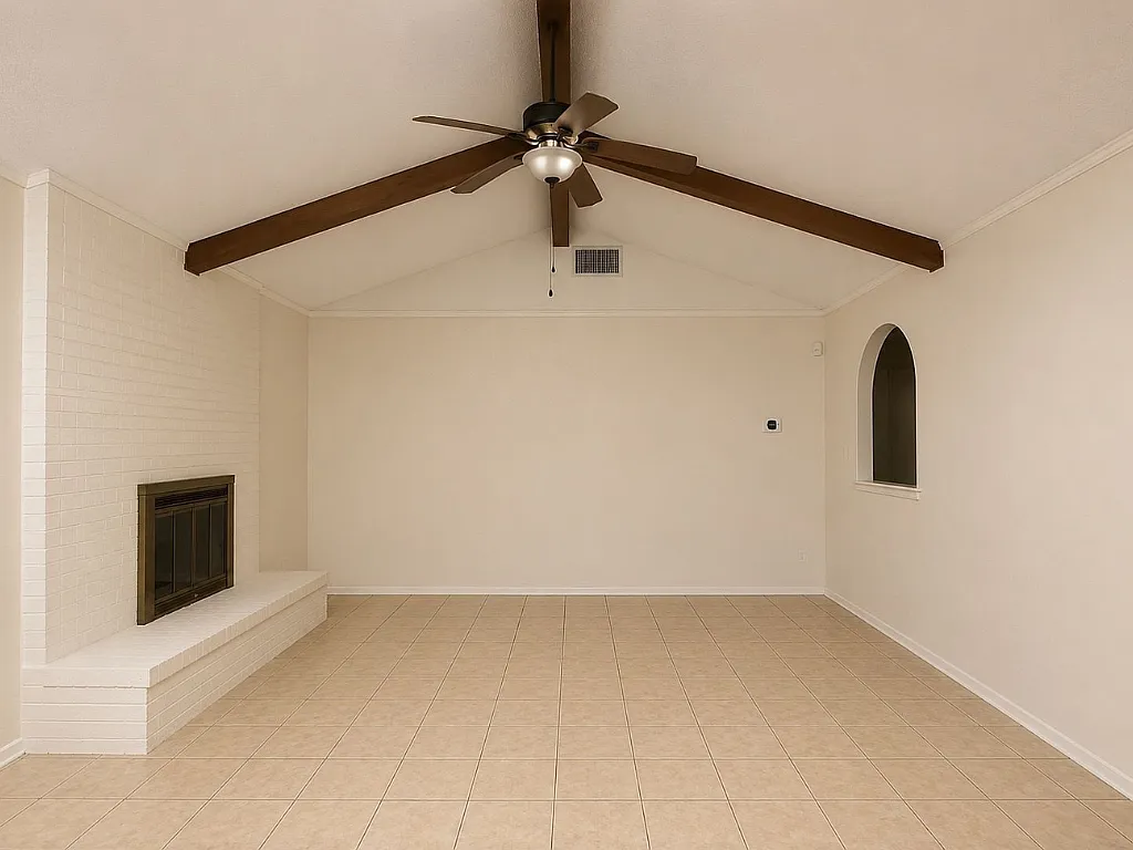 3 bed, 1403 sqft, $1,950 — Photo 4