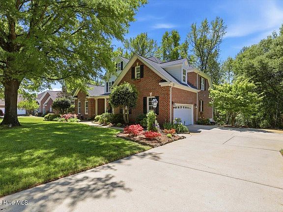 2nd image of 237 Hardingwood Drive