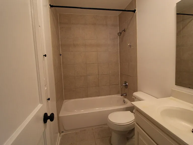 5321 W 50th Ter — Photo 12