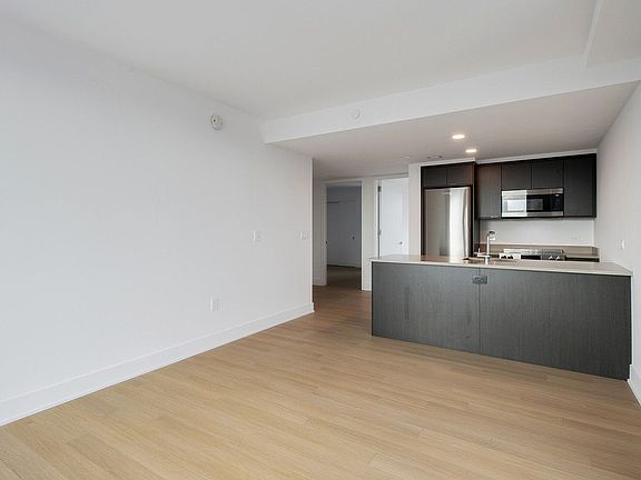 5th image of 662 Pacific St #23Q