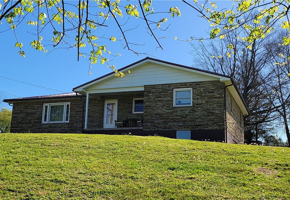 1st image of 153 Spring Rd