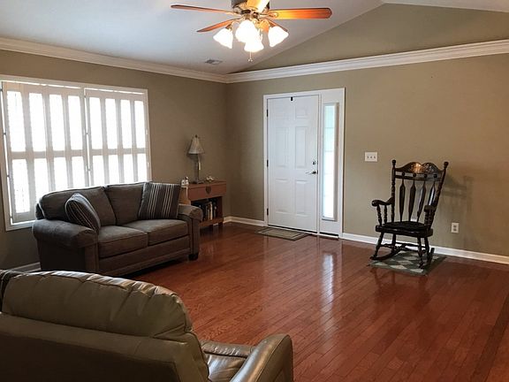 3rd image of 1736 Foxtail Ln