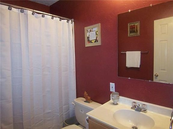 5th image of 18606 Staghorn Dr
