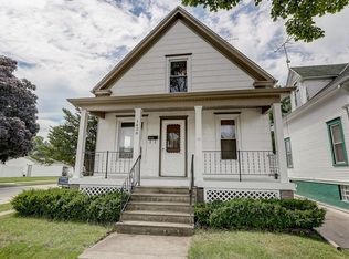 1438 Thurston Ave, Racine, WI 53405