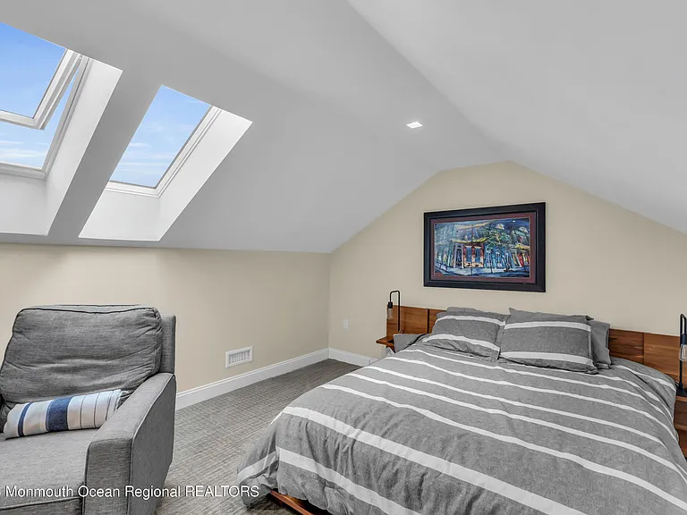 502 Brighton Ave — Photo 49