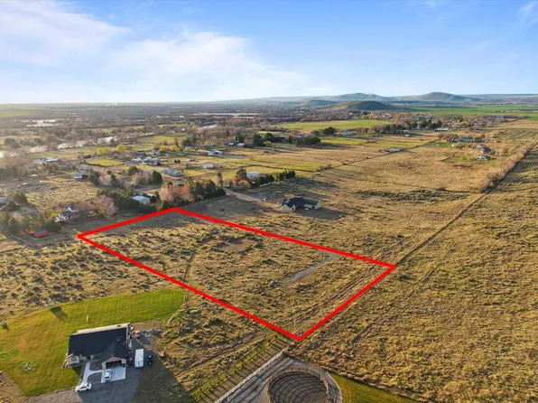 43703 Carel Ln, West Richland, WA 99353