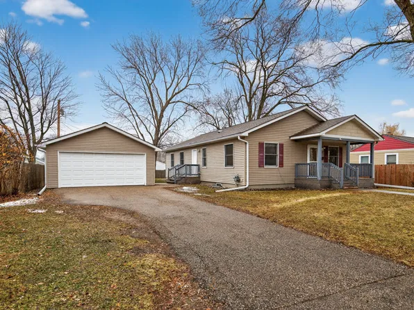 8225 2nd Ave S, Bloomington, MN 55420