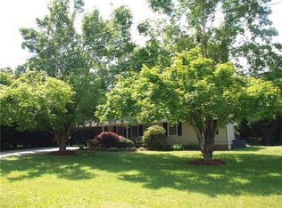 1080 25th Ave NE, Hickory, NC 28601