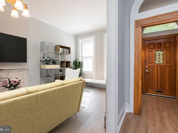 853 N 26th St, Philadelphia, PA 19130