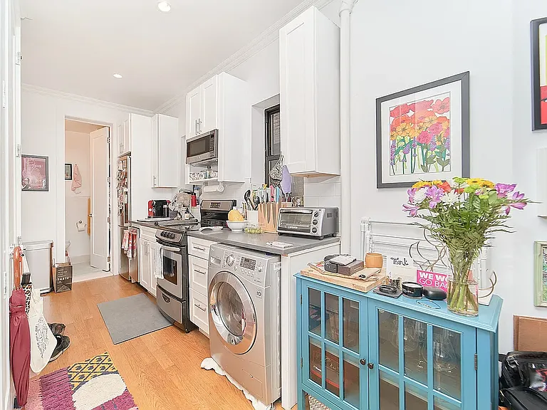 238 E 33rd St #13C — Photo 2