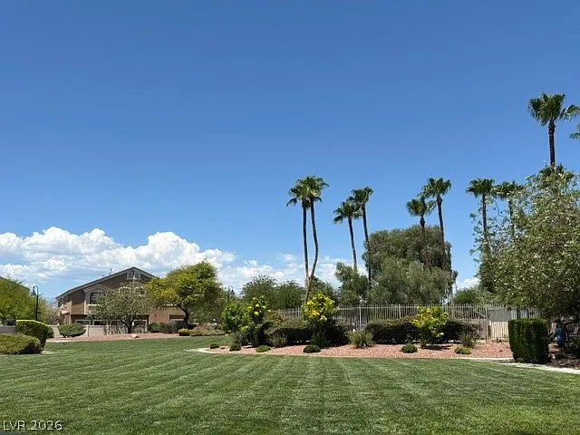 3513 Hazelnut Pine Pl #1 — Photo 4