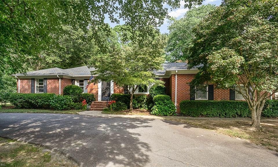 1st image of 1500 Ashley Dr