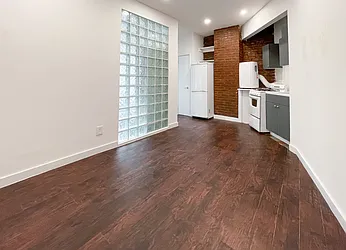 Rented by Kahen Properties