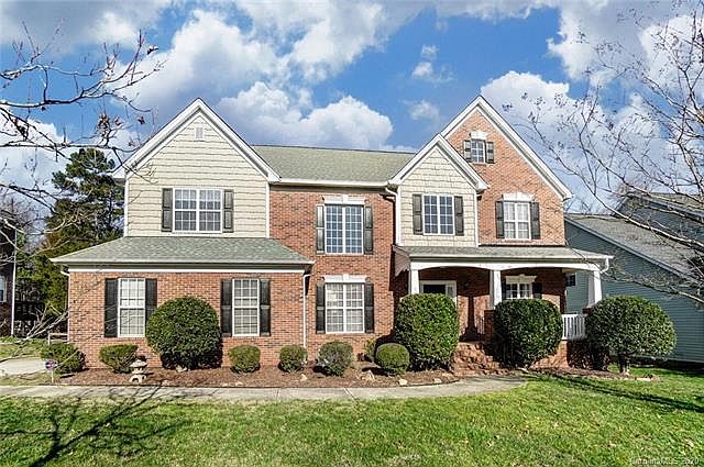 1st image of 11119 Fountaingrove Dr
